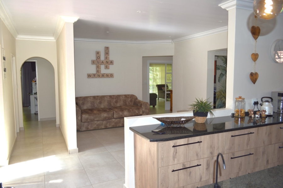 3 Bedroom Property for Sale in Wilkoppies North West